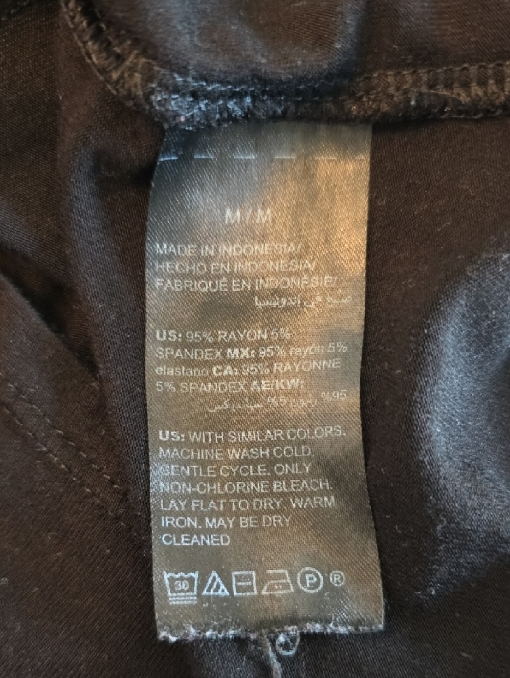 Black V-Neck Short Sleeve Women's Top - Picture 5 of 5